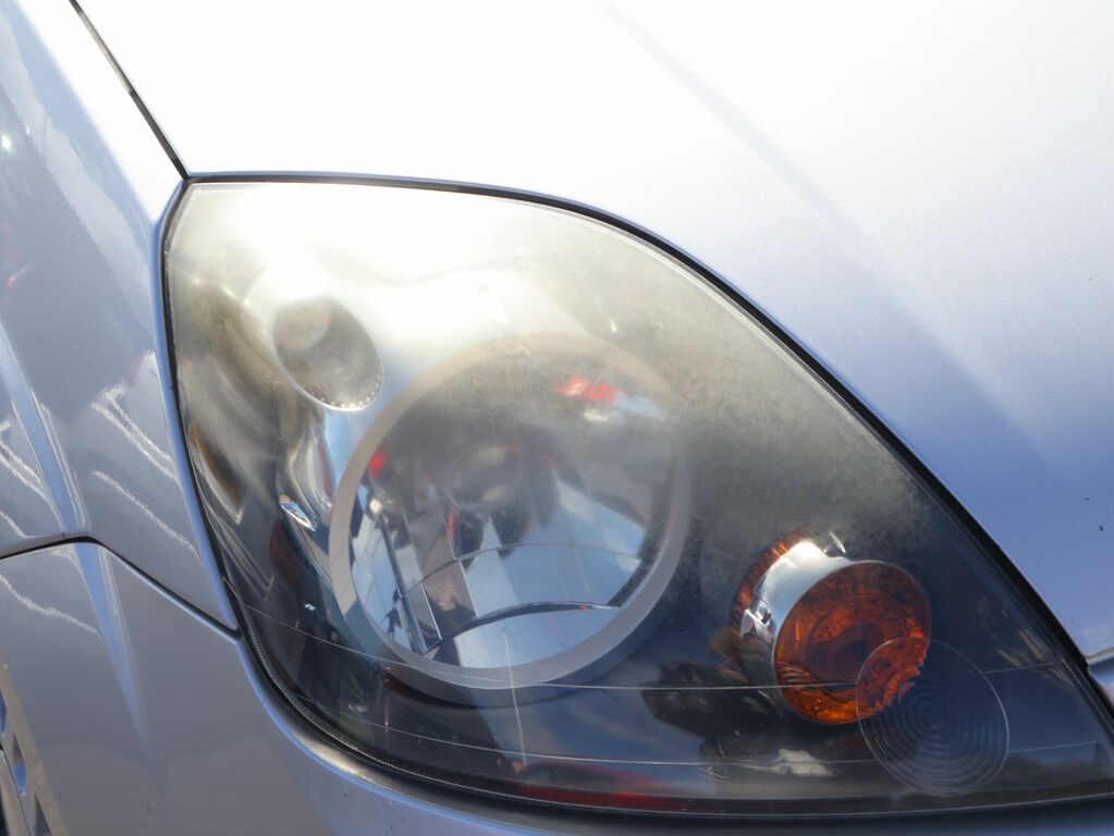Ford Fiesta 1.25 Zetec Silver #10