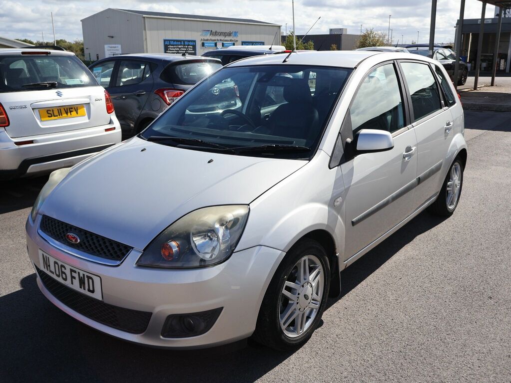 Ford Fiesta 1.25 Zetec Silver #3