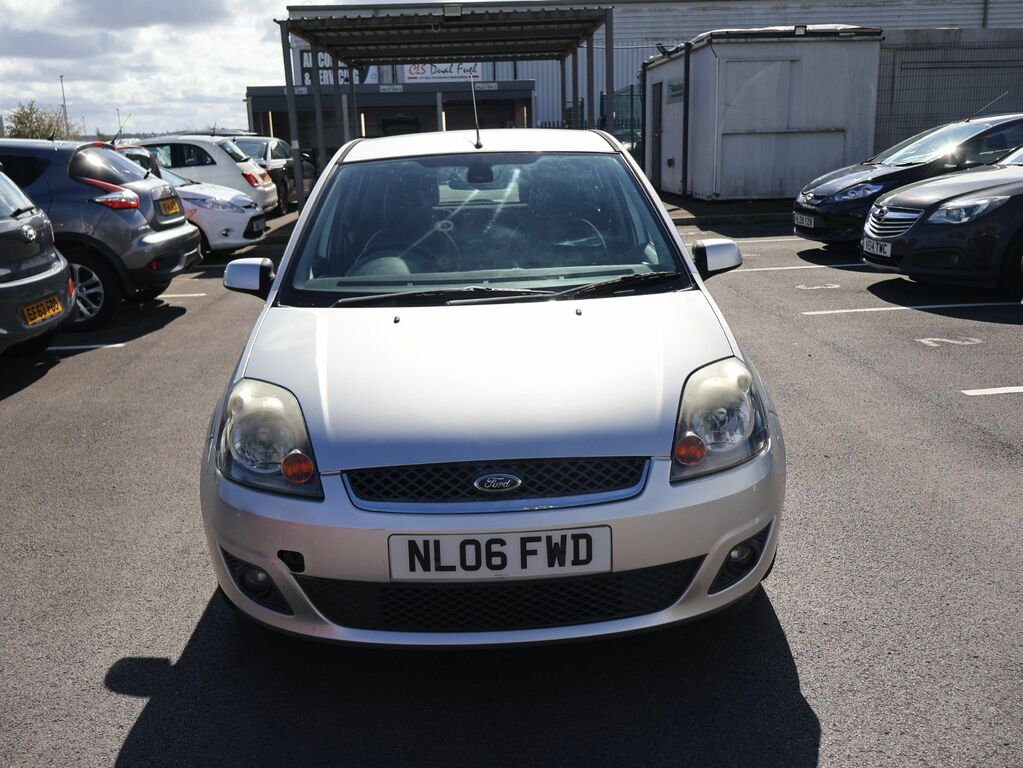 Ford Fiesta 1.25 Zetec Silver #2