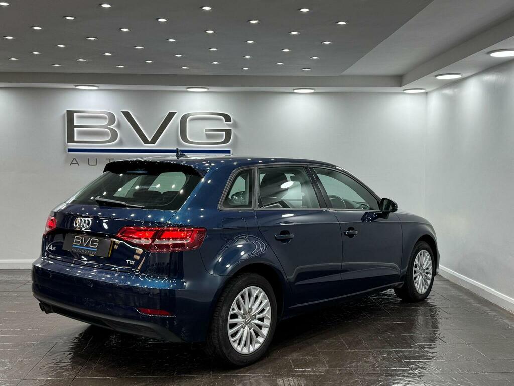 Audi A3 Hatchback 2.0 Tdi Se Technik Sportback S Tronic Au CP66WCT Blue #6