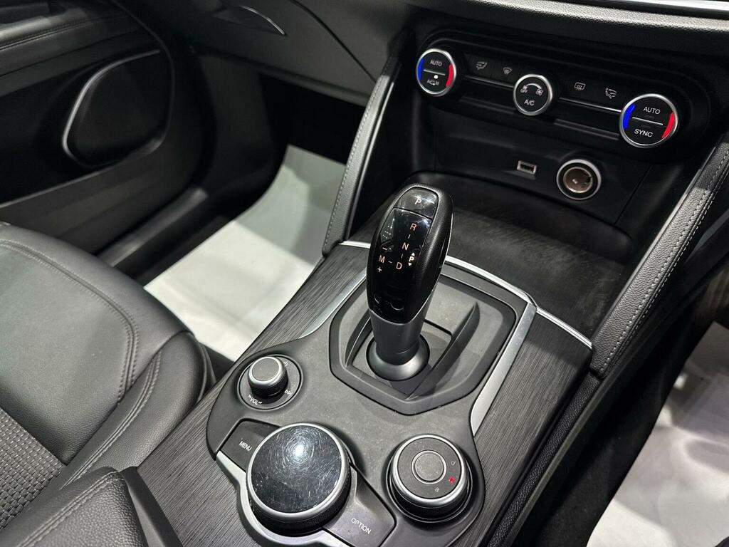 Alfa Romeo Stelvio Td Speciale Grey #40