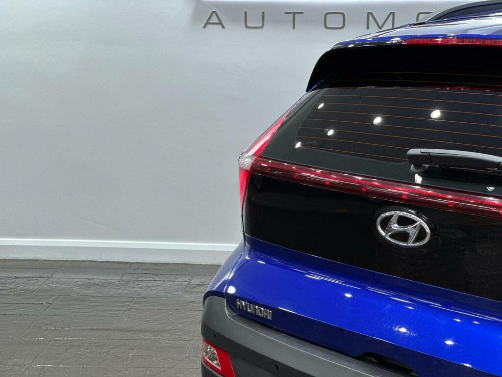 Hyundai Bayon Hatchback Red #19
