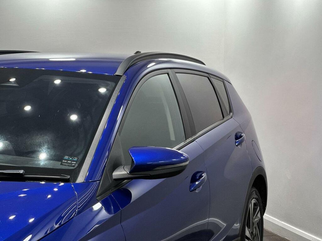 Hyundai Bayon Hatchback Red #11