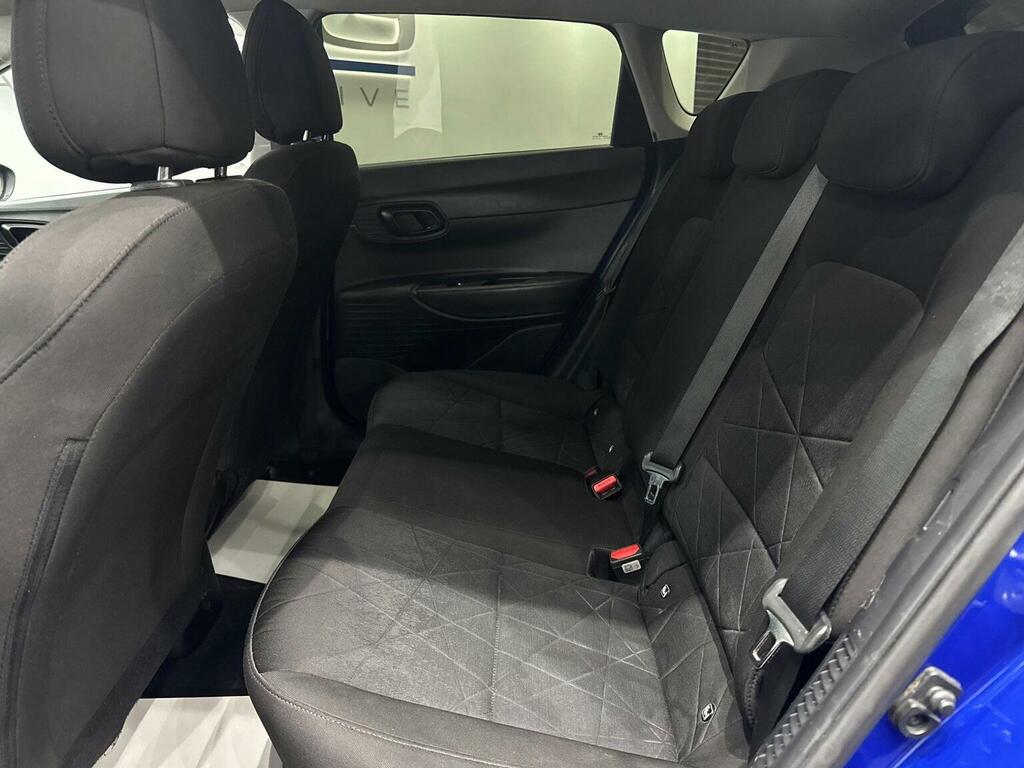 Hyundai Bayon Hatchback Red #40