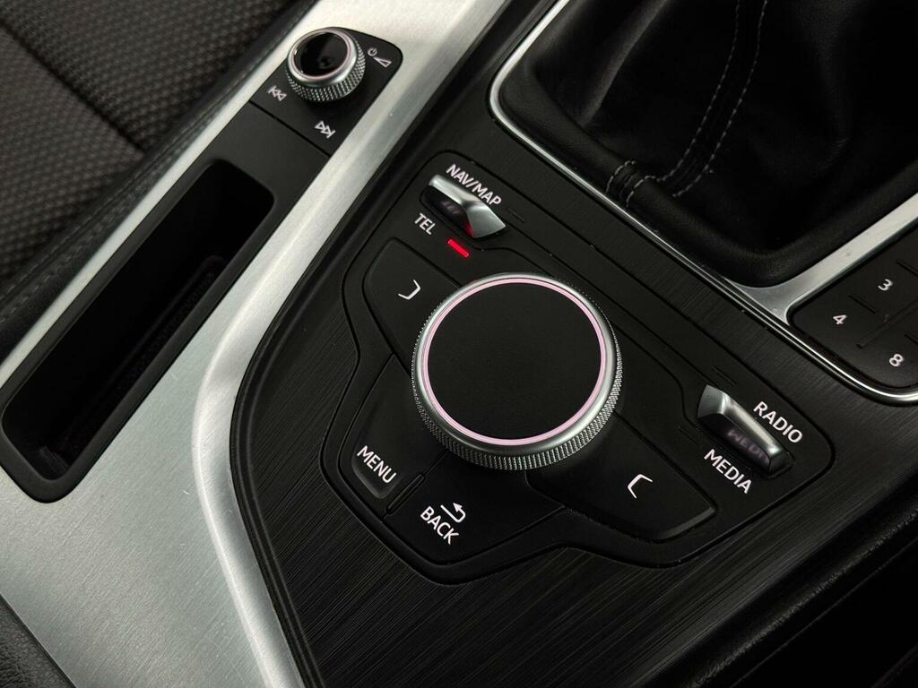 Audi A4 1.4 Tfsi Sport Black #32
