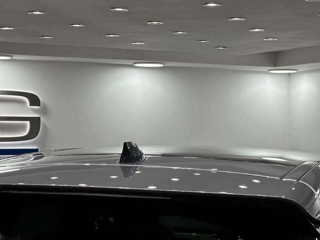 Land Rover Discovery Sport R-dynamic S Plus White #52