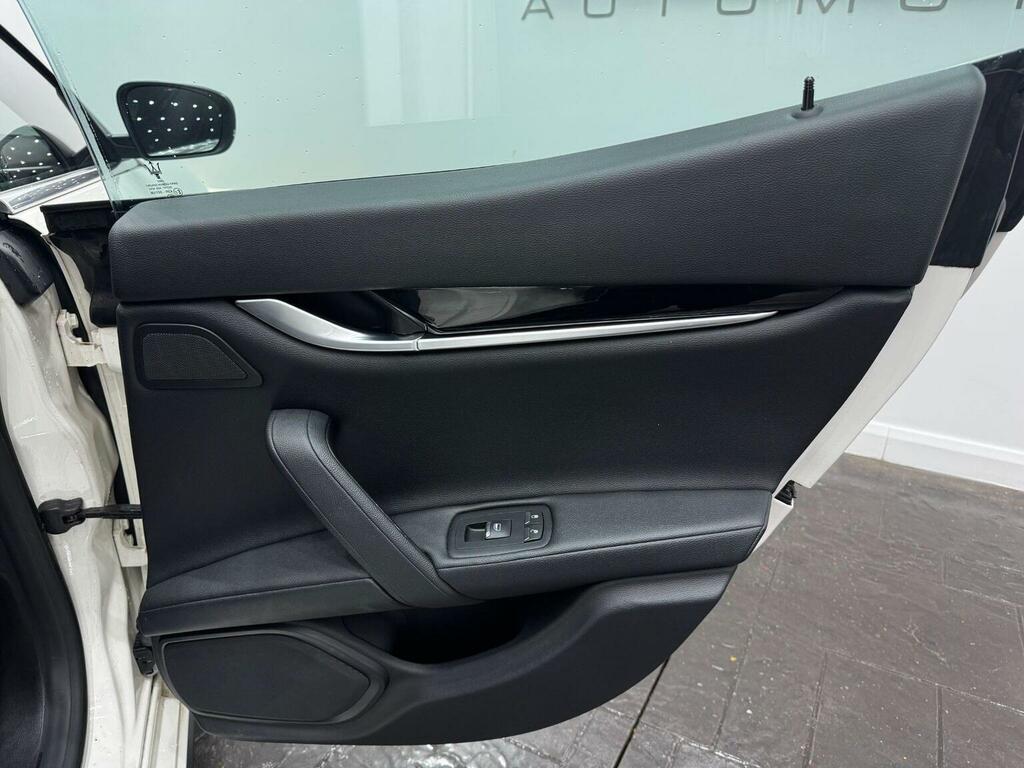 Maserati Ghibli V6  #30
