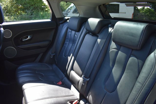 Land Rover Range Rover Evoque 2.2L Pure Black #37