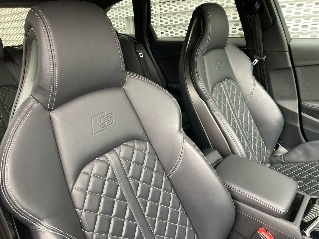 Audi A4 Black Edition Tdi 341 Ps Tiptronic SW71GXF Blue #6