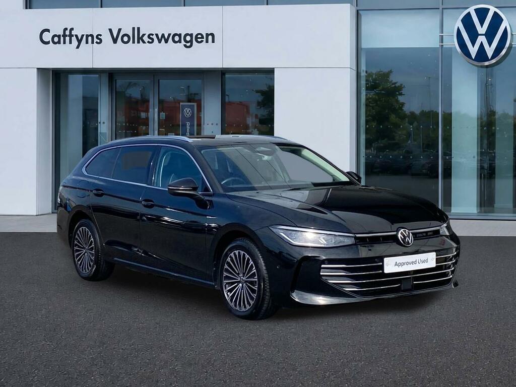 Volkswagen Passat 1.5 Etsi Elegance Dsg Black