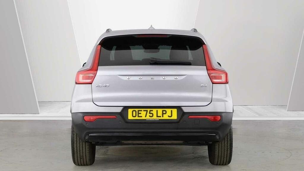 Volvo XC40 2.0 B4 Mhev Plus Dark Suv Hybrid Dct Au Silver #4