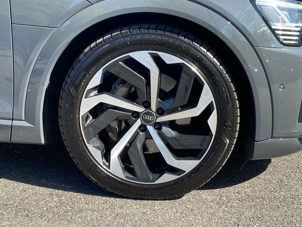 Audi Q8 e tron Black Edition 50 E-tron Quattro 25000 Kw Grey #4