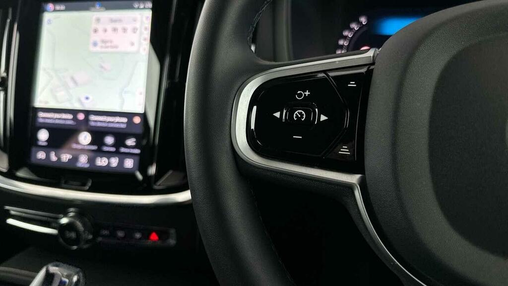 Volvo V60 Plus Black #22
