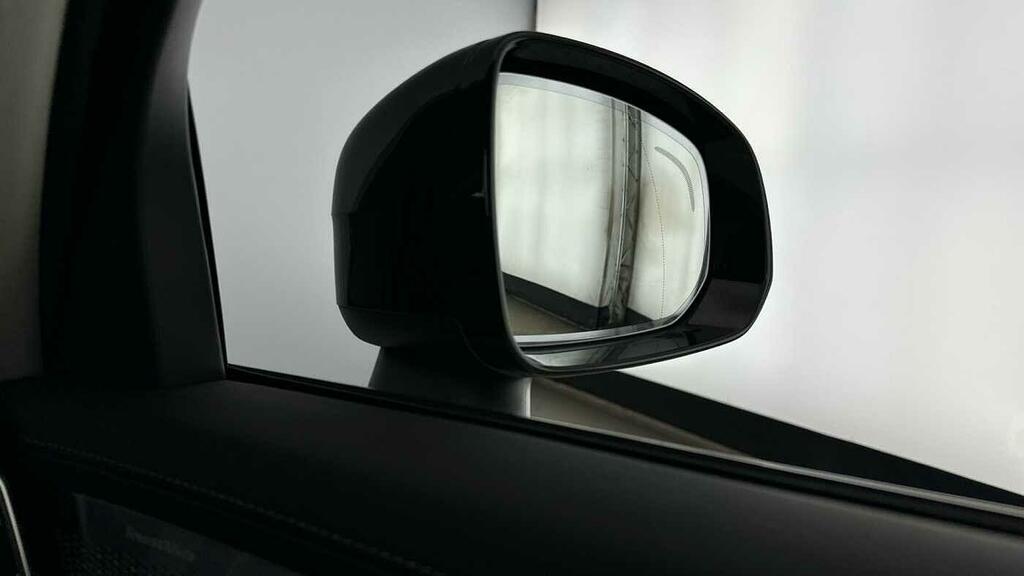 Volvo XC90 Plus Black #21