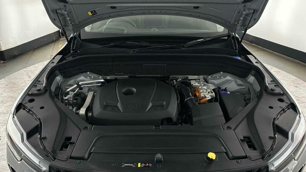 Volvo XC90 Plus Black #15