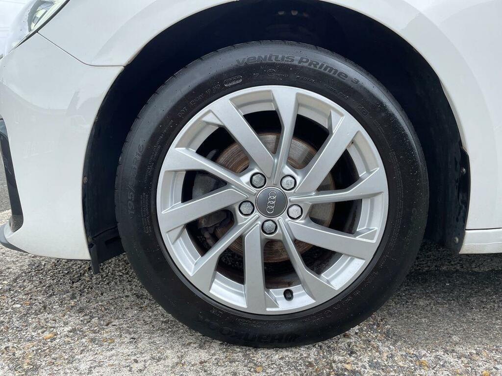 Audi A1 Sport 30 Tfsi 116 Ps 6-Speed INA655E White #5