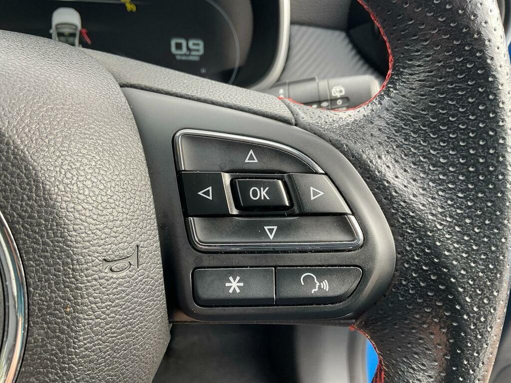MG ZS 1.5 Vti-tech Excite Silver #30