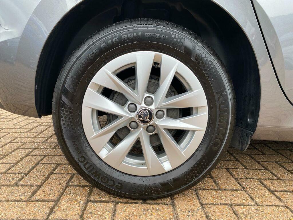 Skoda Fabia 1.0 Tsi Se Comfort Dsg Euro 6 Ss Grey #6