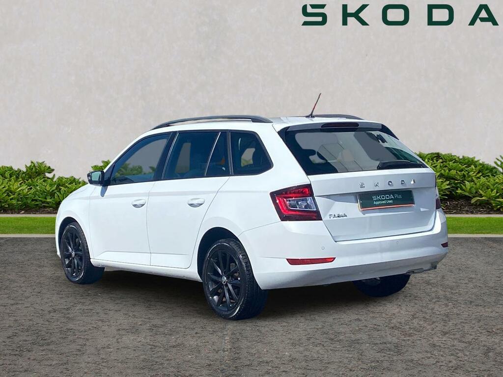 Skoda Fabia 1.0 Tsi Black Edition Dsg White #2