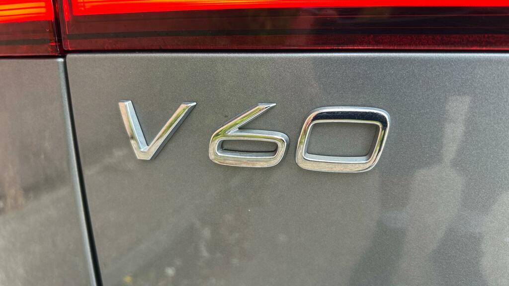 Volvo V60 R Design Plus Grey #40