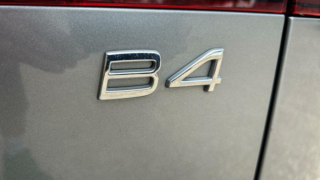 Volvo V60 R Design Plus Grey #41