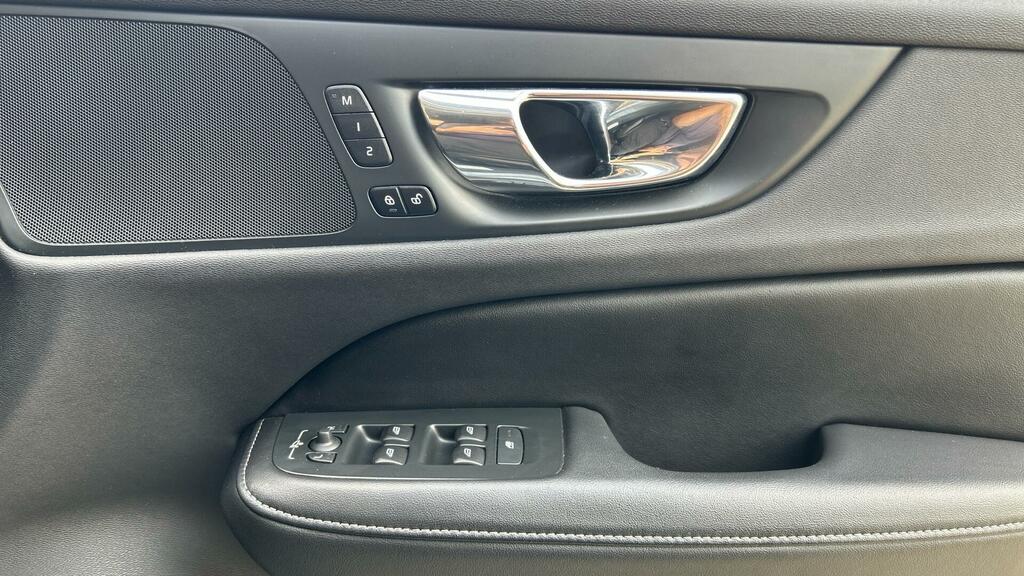 Volvo V60 R Design Plus Grey #28