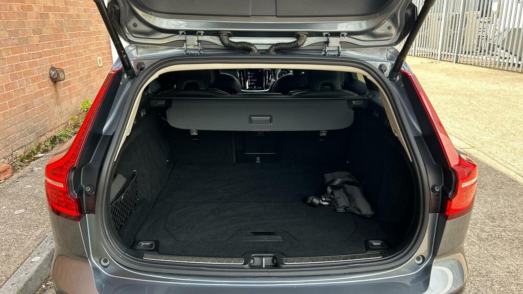 Volvo V60 R Design Plus Grey #13