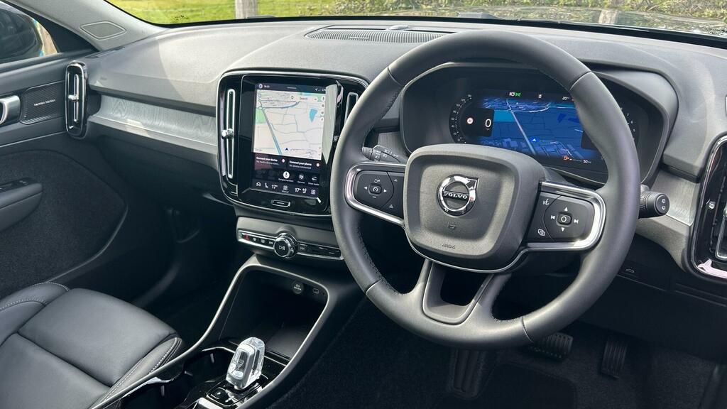 Volvo XC40 B4 Ultra Mild Hybrid Dark Delivery Mileage  #4