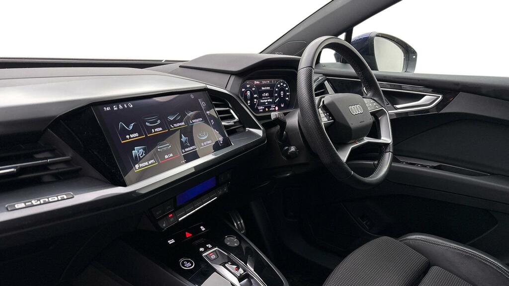 Audi Q4 E Tron 40 S Line Sportback 82Kwh 204 P Blue #5