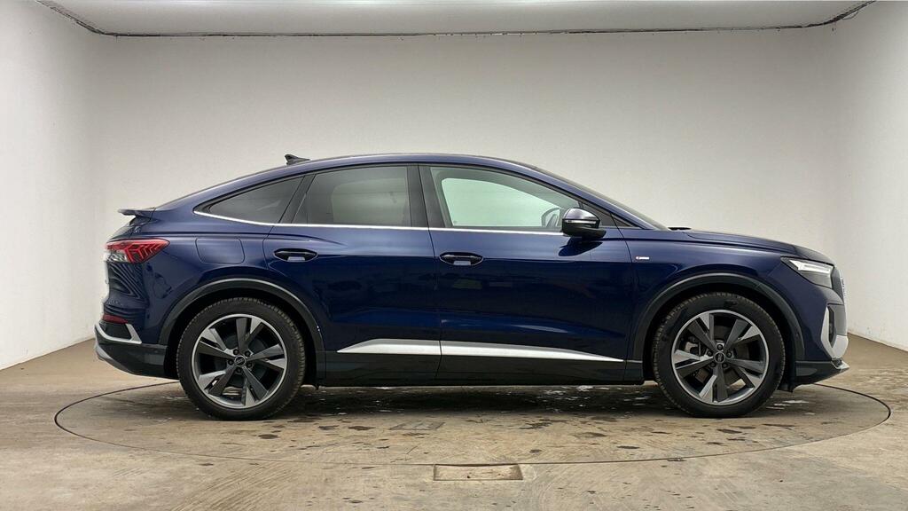 Audi Q4 E Tron 40 S Line Sportback 82Kwh 204 P Blue #3