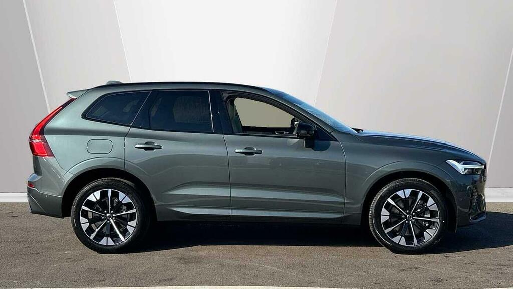 Volvo XC60 Ultra B5 Awd Mild Hybrid Dark #3