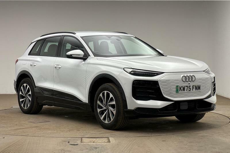 Audi Q6 E-Tron Suv Sport 18500 Kw White
