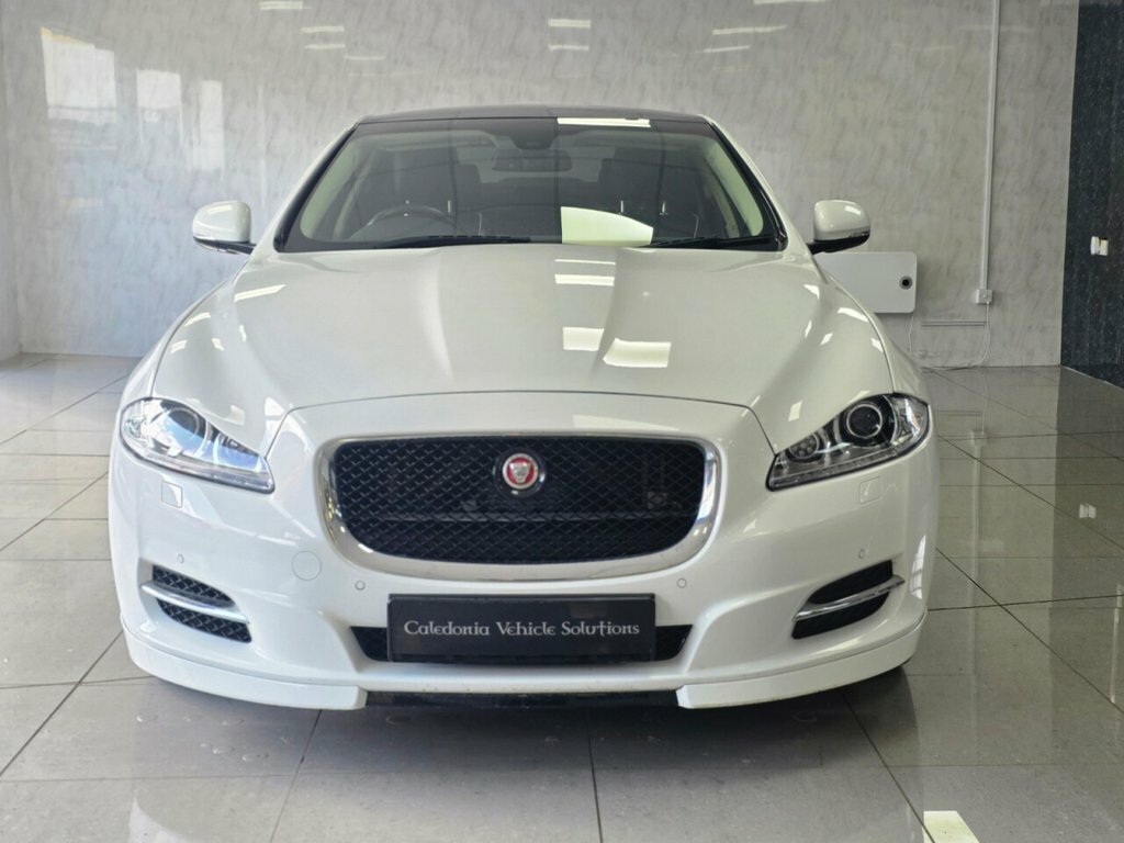 Jaguar XJ D V6 Portfolio Silver #58