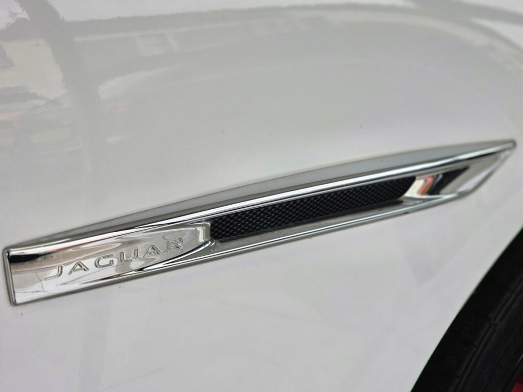 Jaguar XJ D V6 Portfolio Silver #28