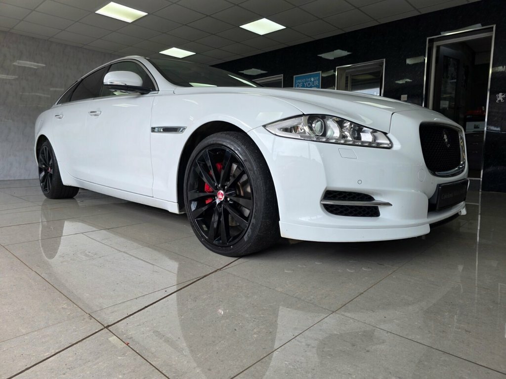 Jaguar XJ D V6 Portfolio Silver #22