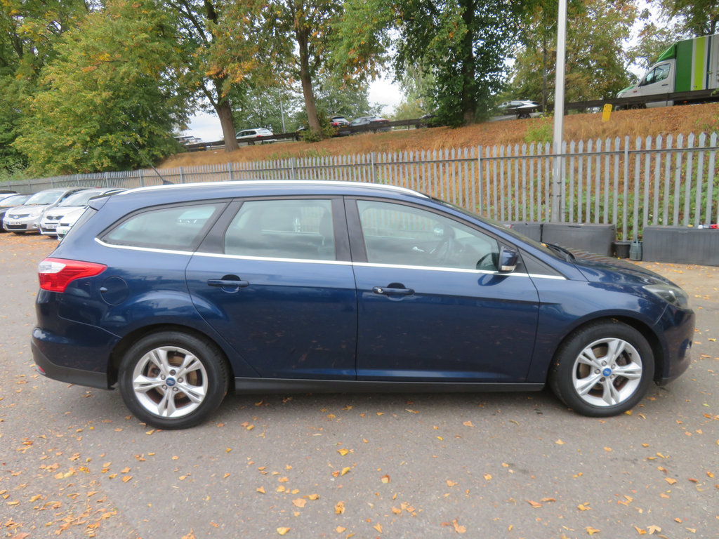 Ford Focus 1.6 Zetec Estate  #3