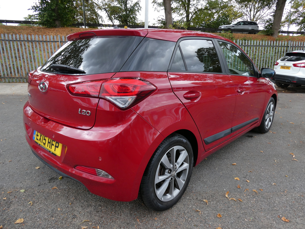 Hyundai I20 1.2 Mpi Premium Red #5
