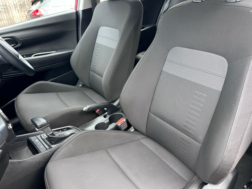 Hyundai Bayon Ultimate Green #18
