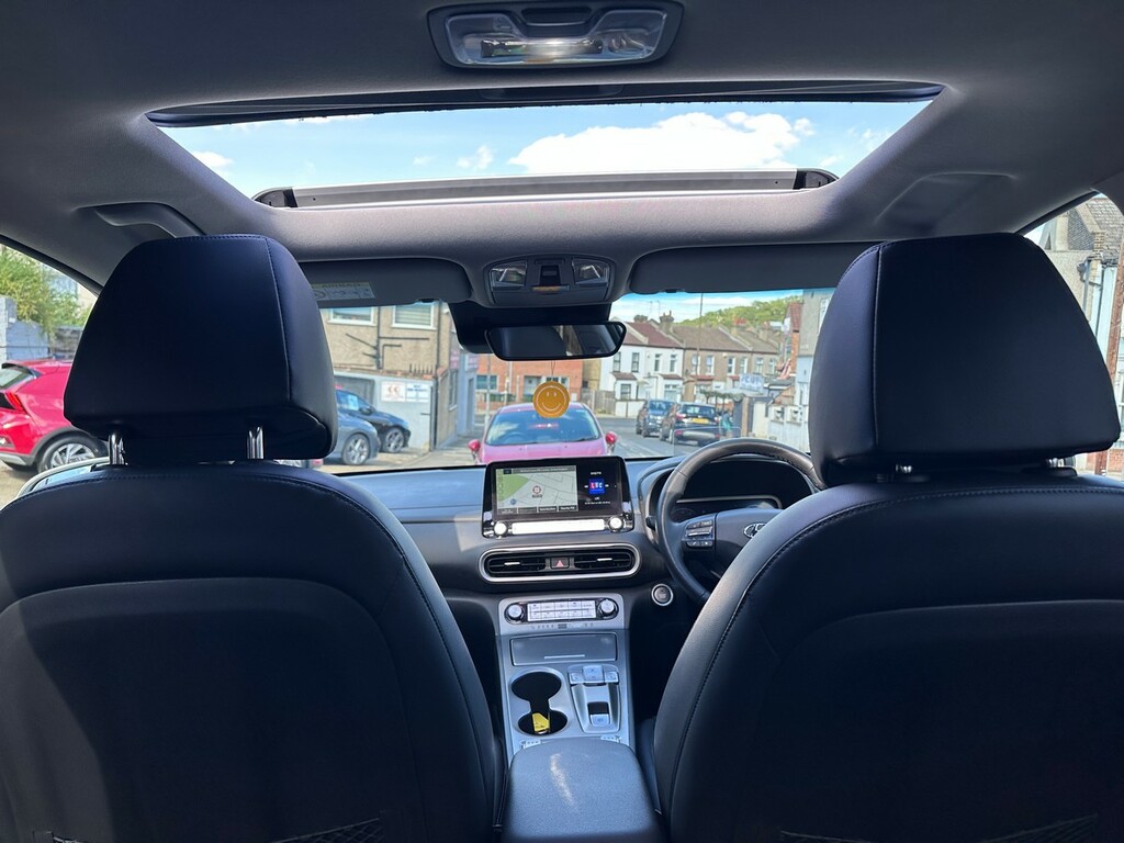 Hyundai Kona Hatchback Grey #21