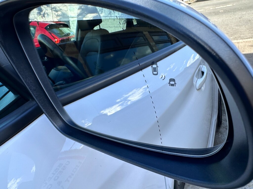 Hyundai Kona Hatchback Grey #65