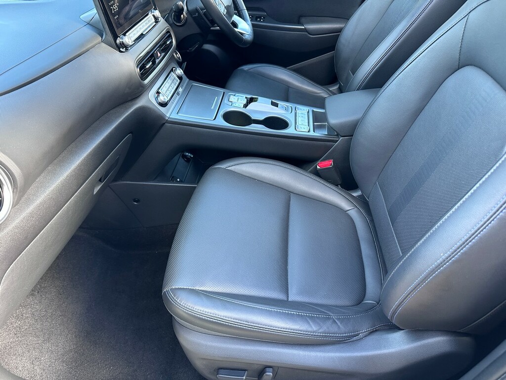 Hyundai Kona Hatchback Grey #9