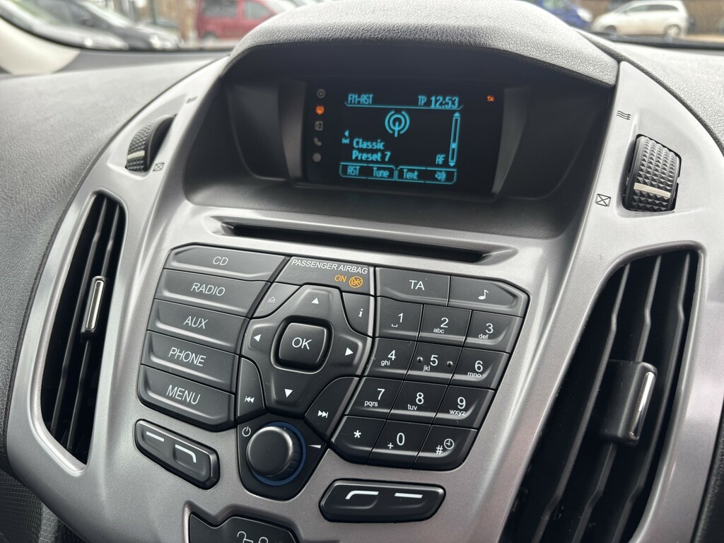 Ford Grand Tourneo Connect 1.5 Ecoblue 120 Titanium Powershift Grey #17