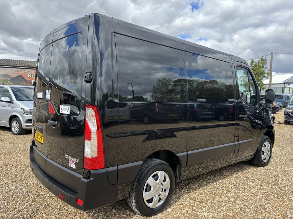 Renault Master Wav Wheelchair Accessible Vehicle 2.3 Fwd Sl28 Ene Black #3