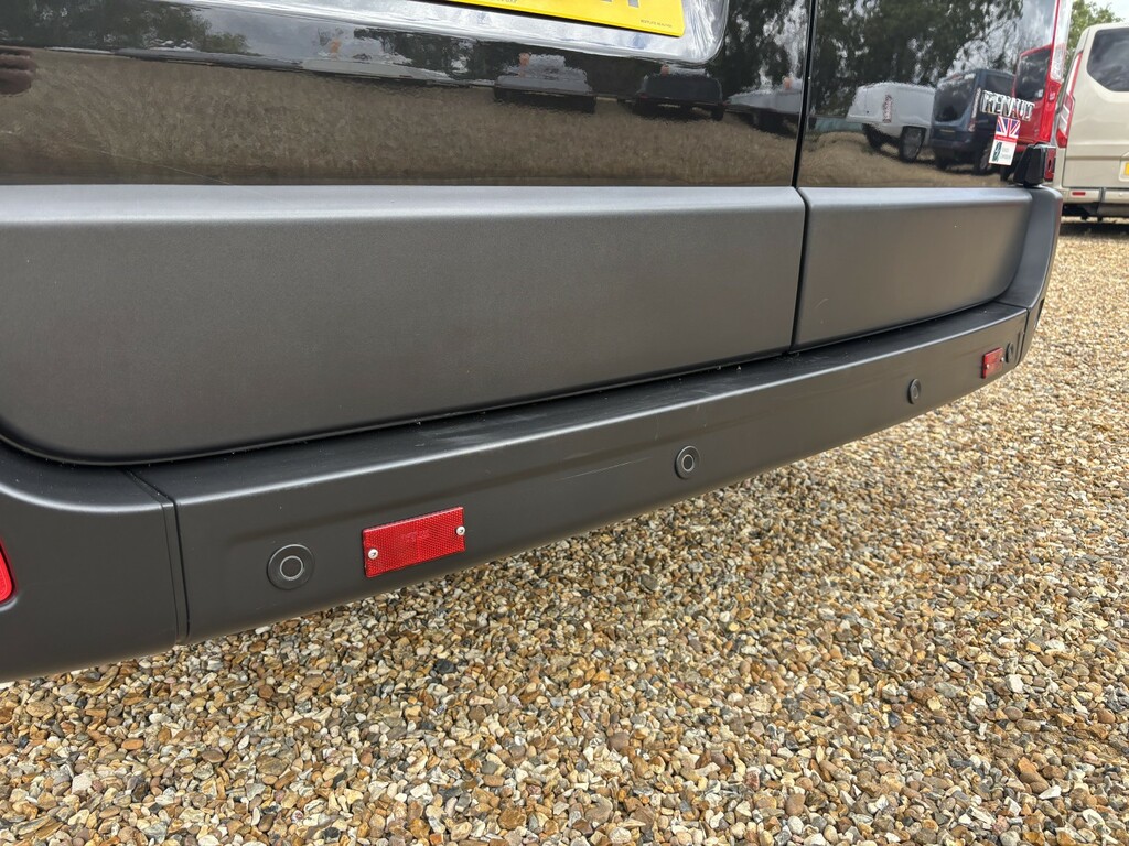 Renault Master Panel Van 2.3 Dci 35 Business Fwd Mwb Medium Roof White #13
