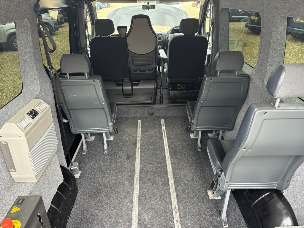 Renault Master Panel Van 2.3 Dci 35 Business Fwd Mwb Medium Roof White #9