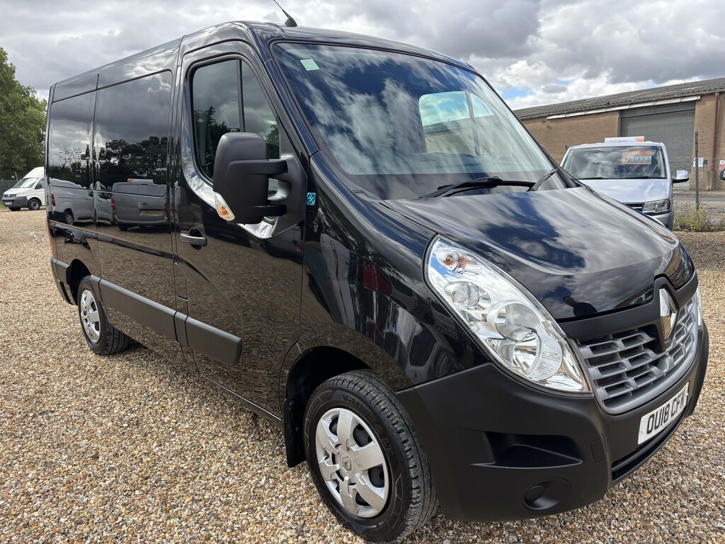 Renault Master Wav Wheelchair Accessible Vehicle 2.3 Fwd Sl28 Ene Black