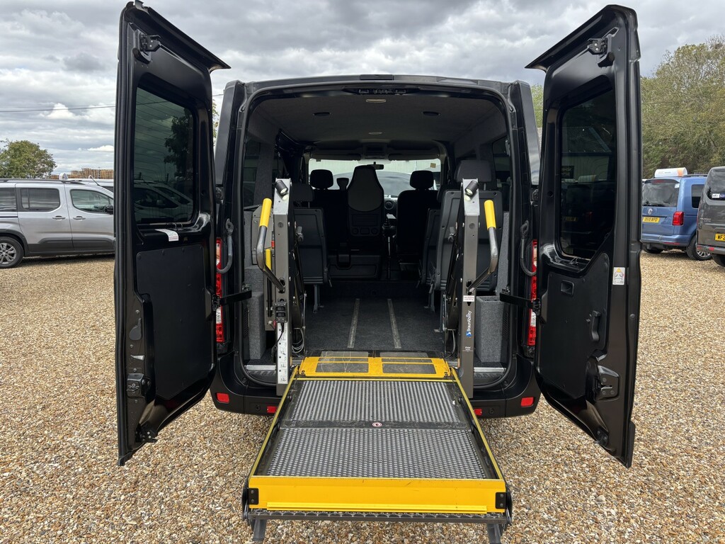 Renault Master Panel Van 2.3 Dci 35 Business Fwd Mwb Medium Roof White #10