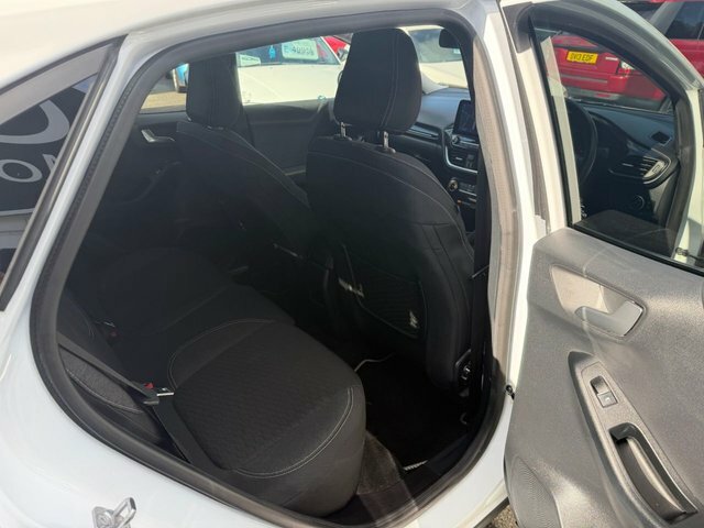 Ford Puma 1.0 Ecoboost Titanium 2020 Black #17