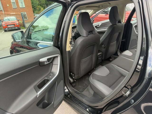 Volvo XC60 Suv Black #13