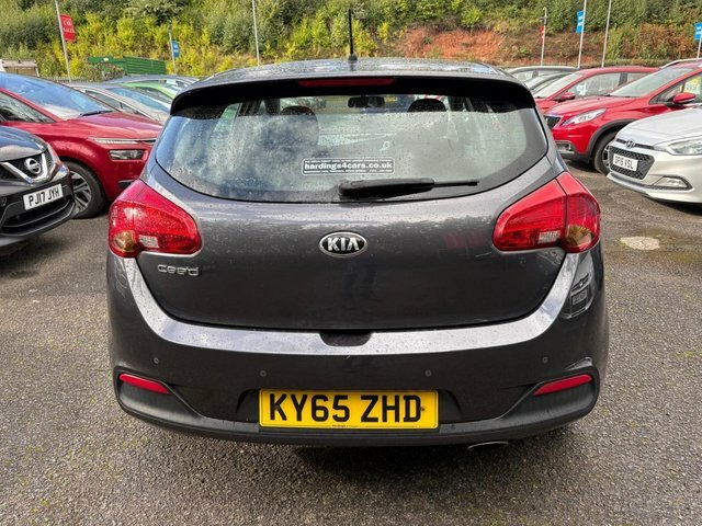 Kia Ceed 1.4 2 Hatchback Euro 5 98 Bhp KY65ZHD Silver #5